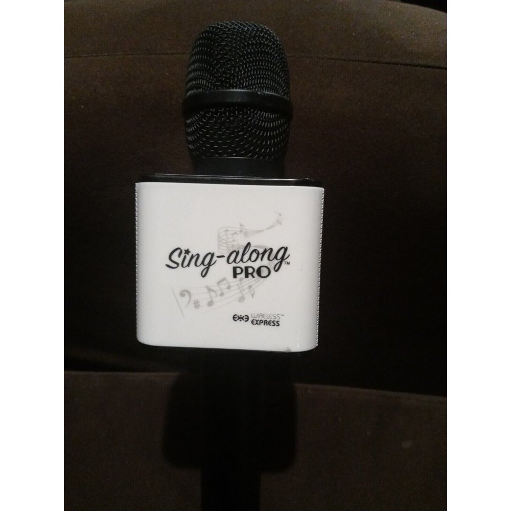 SING ALONG PRO WIRELESS EXPRESS  BLUETOOTH KARAOKE HANDHELD MICROPHONE - BLACK